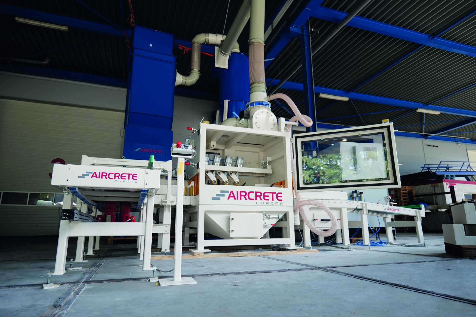 High capacity Kovalska AAC plant in Ukraine commences operations 13 Fig 10: AAC U-Block Machine.